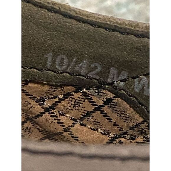 Born Shoes Womens 10/42 M Grey Leather Slip On Adjustable Strap Comfort - Picture 4 of 5